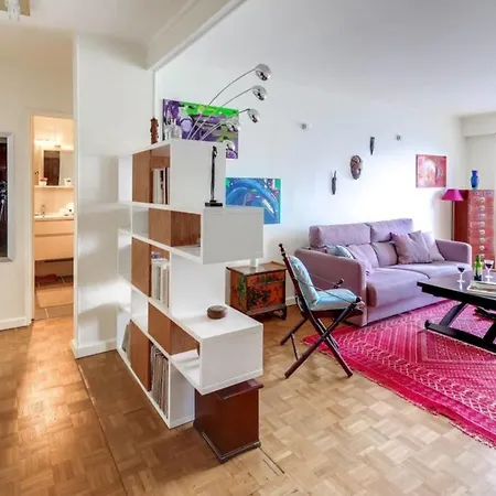 Appartamento Spacious Flat Near Exhibition Park In Guestready Parigi